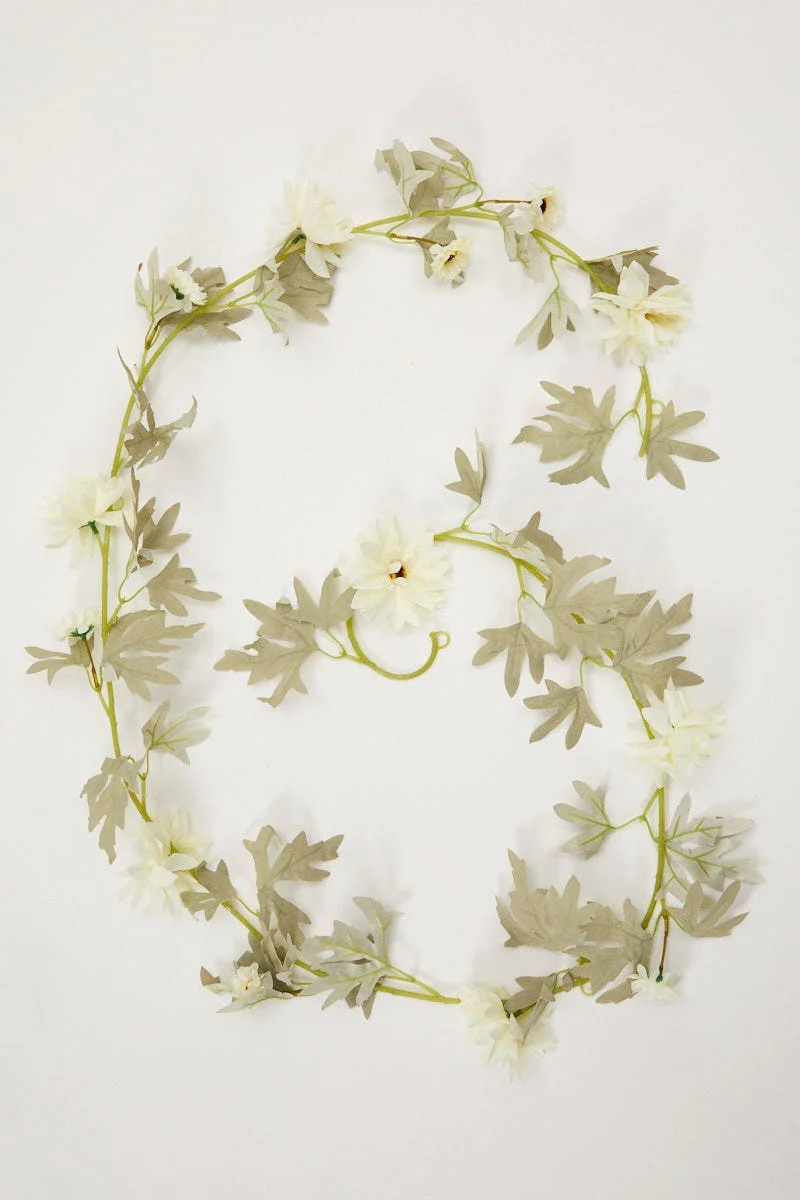 White Flower And Leaf Garland - Image 5